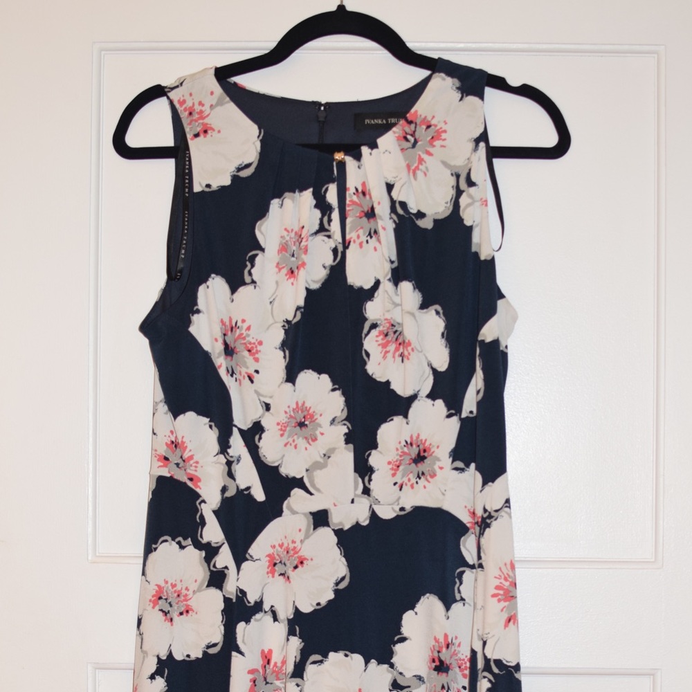 Ivanka Trump Dress - Medium - Used Great Condition